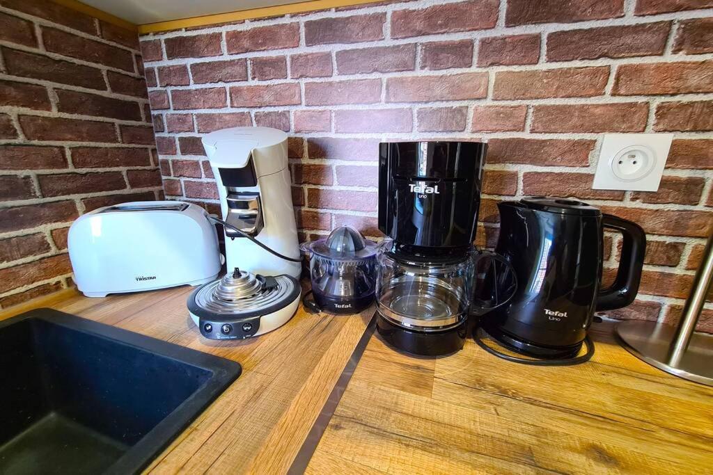 Le Cocon Valenciennois - Hypercentre - Netflix - Toutes Chaines Tv - Vieux Valenciennes Apartment Bagian luar foto